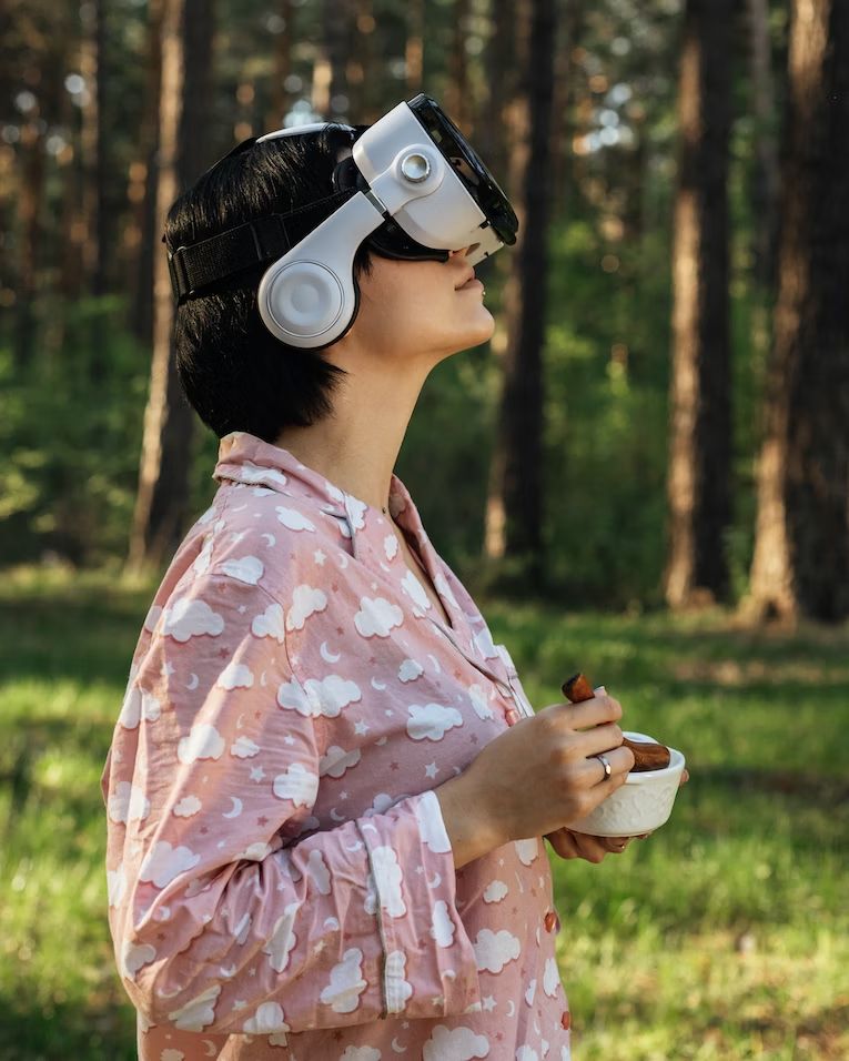Savoring the Digital Flavor: How Virtual Reality Is Changing the Culinary Landscape