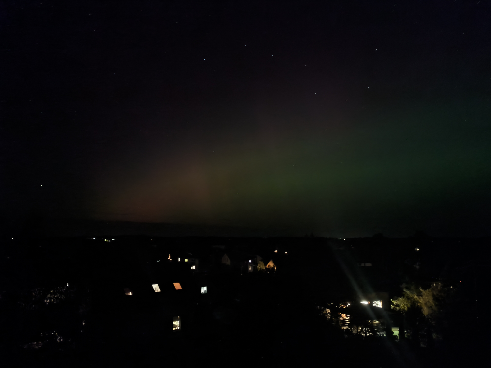 Why the Aurora Borealis Is Better Viewed Through a Phone Camera Than with the Naked Eye